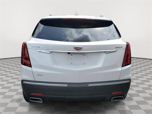 2025 Cadillac XT5 Luxury