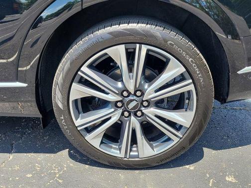 Black Raven 2025 Cadillac OPTIQ Luxury 2 AWD