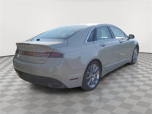 2016 Lincoln MKZ Base