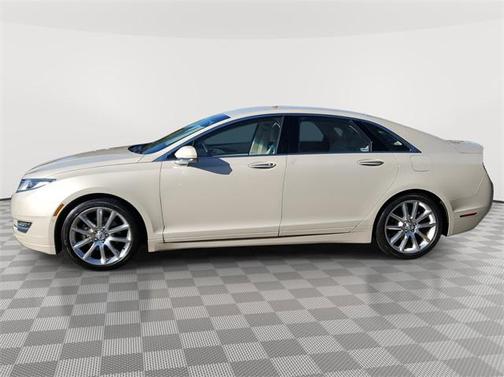 2016 Lincoln MKZ Base