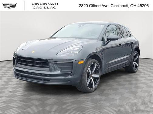 2022 Porsche Macan Base