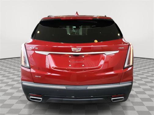 2025 Cadillac XT5 Sport