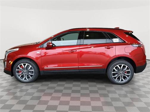 2025 Cadillac XT5 Sport