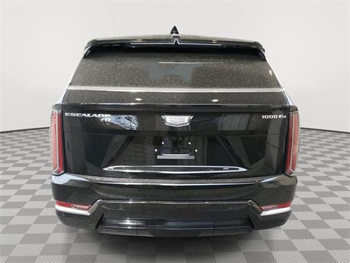 2025 Cadillac Escalade Luxury