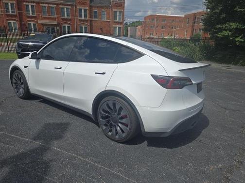 2022 Tesla Model Y Performance Dual Motor All-Wheel Drive