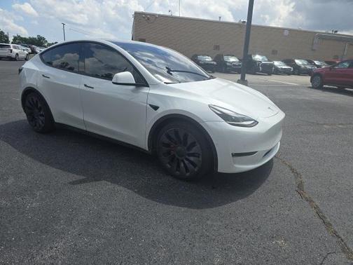2022 Tesla Model Y Performance Dual Motor All-Wheel Drive