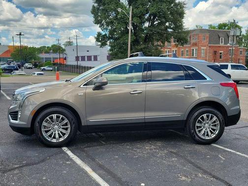 Bronze Dune Metallic 2019 Cadillac XT5 Luxury