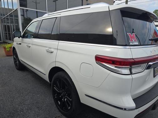 2023 Lincoln Navigator Reserve