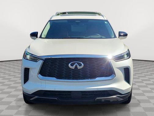 Majestic White 2023 INFINITI QX60 SENSORY