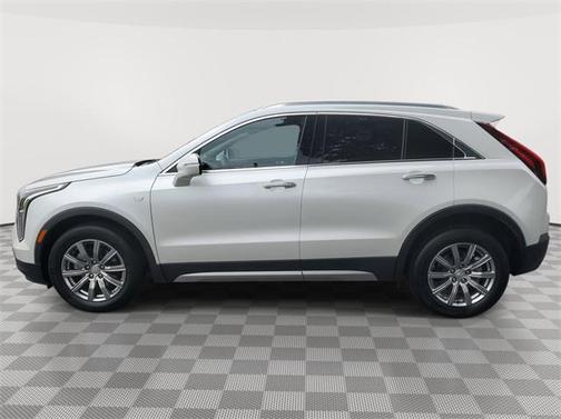 2022 Cadillac XT4 Premium Luxury