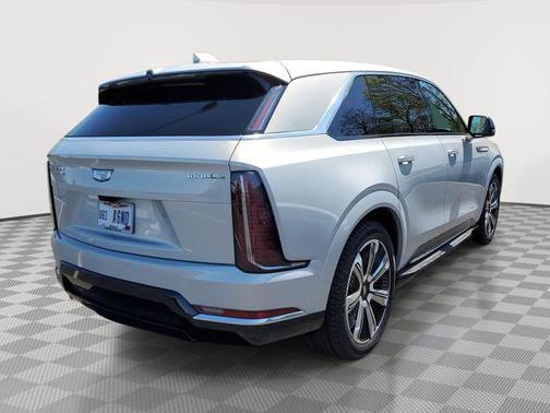 2025 Cadillac Escalade IQ Luxury 2