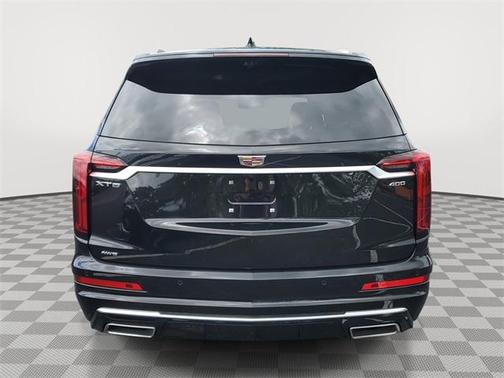 2025 Cadillac XT6 Premium Luxury AWD