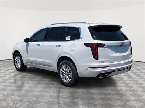 2025 Cadillac XT6 Luxury AWD