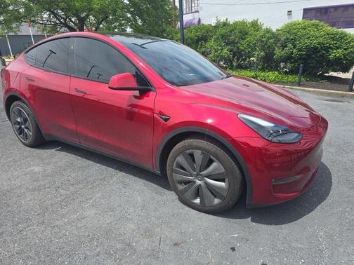 2024 Tesla Model Y Long Range Dual Motor All-Wheel Drive