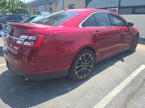 2017 Ford Taurus SHO