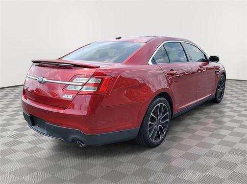 2017 Ford Taurus SHO