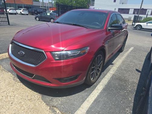 2017 Ford Taurus SHO