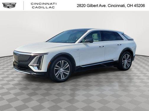 Crystal White Tricoat 2024 Cadillac LYRIQ Luxury