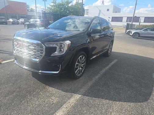 2022 GMC Terrain Denali
