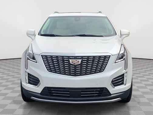 Crystal White Tricoat 2020 Cadillac XT5 Premium Luxury