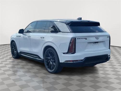 2025 Cadillac Escalade IQ Sport 2