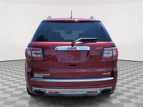 2015 GMC Acadia Denali