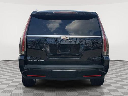 2016 Cadillac Escalade Premium