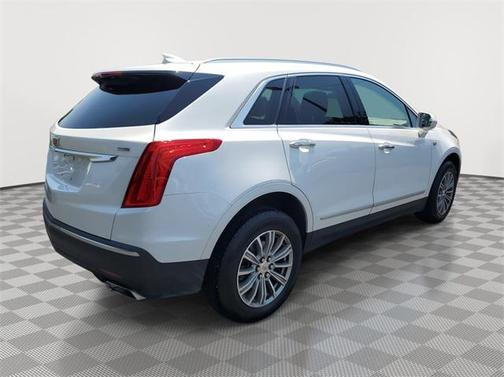 2017 Cadillac XT5 Luxury