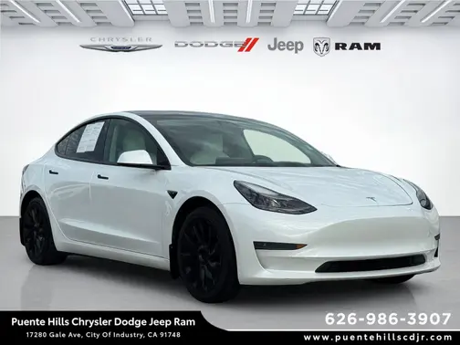 Pearl White Multi-Coat 2021 Tesla Model 3 Standard Range Plus