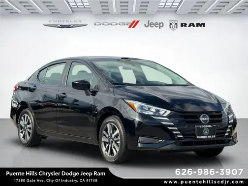 Super Black 2025 Nissan Versa SV