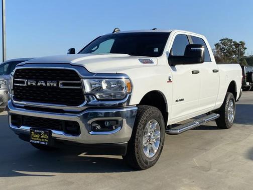 2023 RAM 2500 Big Horn Crew Cab 4x4 64' Box