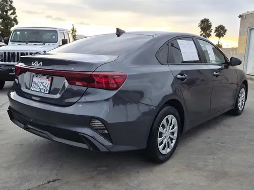 Gravity Gray 2024 Kia Forte LX