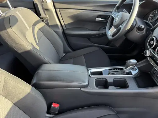 Aspen White Tricoat 2025 Nissan Sentra SV