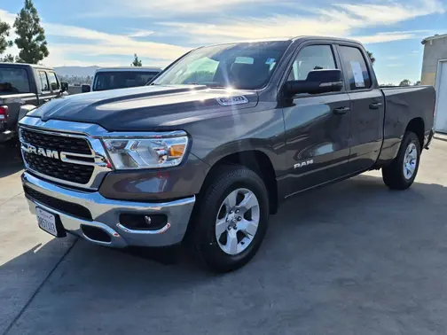 Granite Crystal Metallic Clearcoat 2023 RAM 1500 Big Horn
