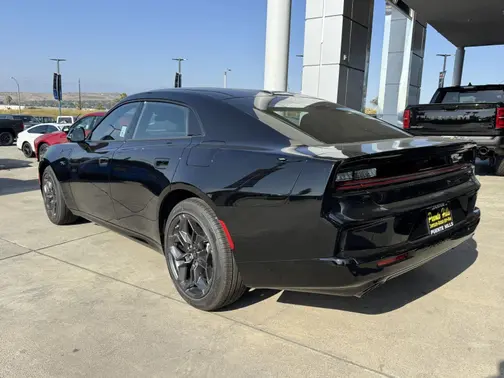 Diamond Black Crystal Pearlcoat 2026 Dodge Charger R/T