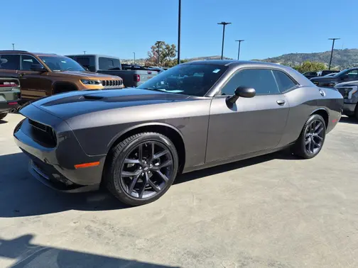 Granite Pearlcoat 2023 Dodge Challenger SXT