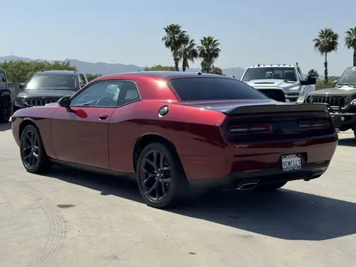 Octane Red Pearlcoat 2023 Dodge Challenger SXT