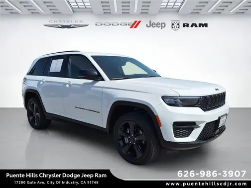 Bright White Clearcoat 2024 Jeep Grand Cherokee Altitude X