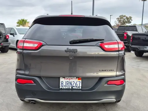 Granite Crystal Metallic Clearcoat 2016 Jeep Cherokee Limited