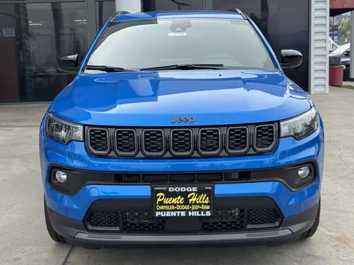 Hydro Blue Pearl-Coat Exterior Paint 2026 Jeep Compass Latitude Altitude