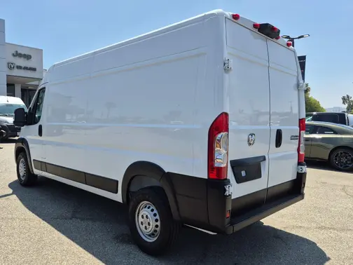 Bright White Clearcoat 2026 RAM ProMaster 2500 Tradesman