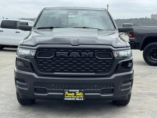 Diamond Black Crystal Pearl-Coat Exterior Paint 2026 RAM 1500 Tradesman