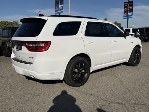 White Knuckle Clear-Coat Exterior Paint 2026 Dodge Durango GT Premium HEMI V8