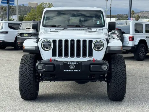 Bright White Clearcoat 2021 Jeep Gladiator Rubicon