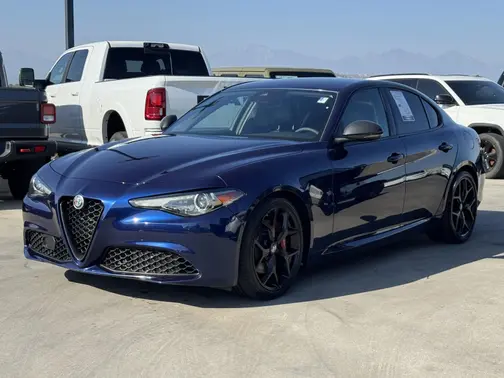 Montecarlo Blue Metallic 2020 Alfa Romeo Giulia