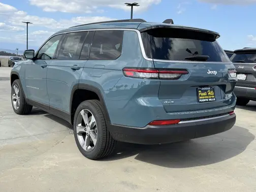 Steel Blue Exterior Paint 2026 Jeep Grand Cherokee L Limited