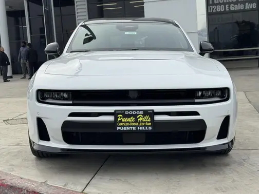 White Knuckle Exterior Paint 2026 Dodge Charger Scat Pack