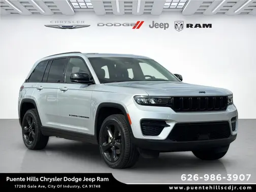 Silver Zynith 2023 Jeep Grand Cherokee Altitude