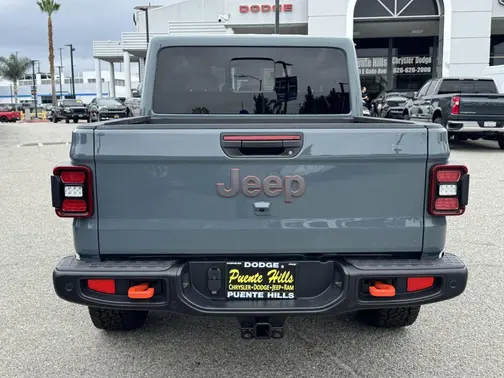 Anvil Clear-Coat Exterior Paint 2026 Jeep Gladiator Mojave X