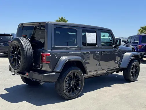 Granite Crystal Metallic Clearcoat 2025 Jeep Wrangler 4xe Sahara